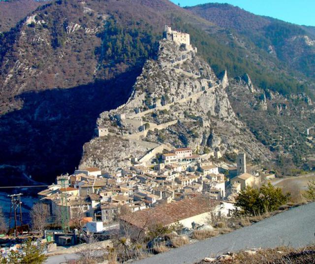 Le joli village médiéval d'Entrevaux (04)