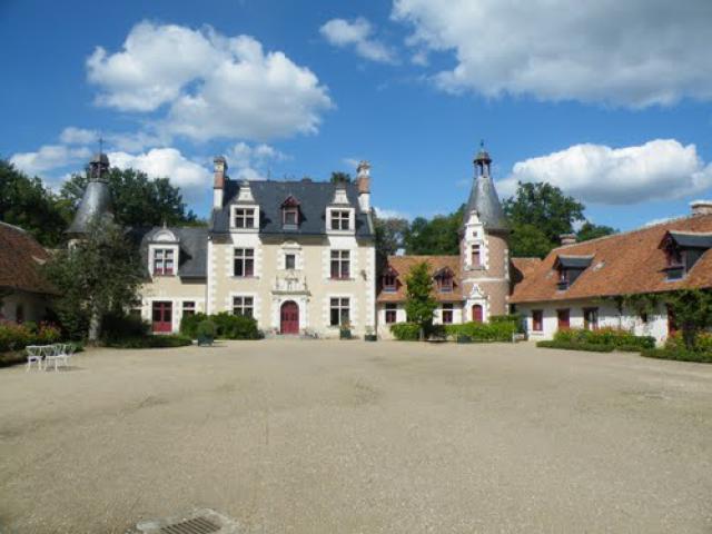 chateau de troussay cormeray
