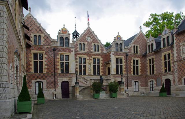 Hôtel Groslot, Orléans, France, 2012