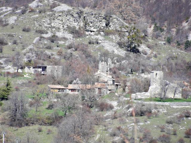 Haeau de Vière, La Rochegiron (04)