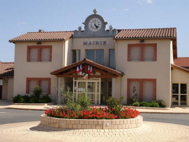 Mairie de L'Hôpital le Grand, Loire, France
