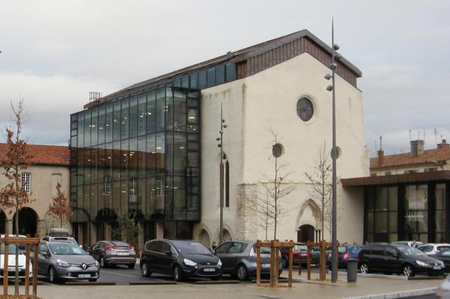 Montbrison, médiathèque départementale de la Loire