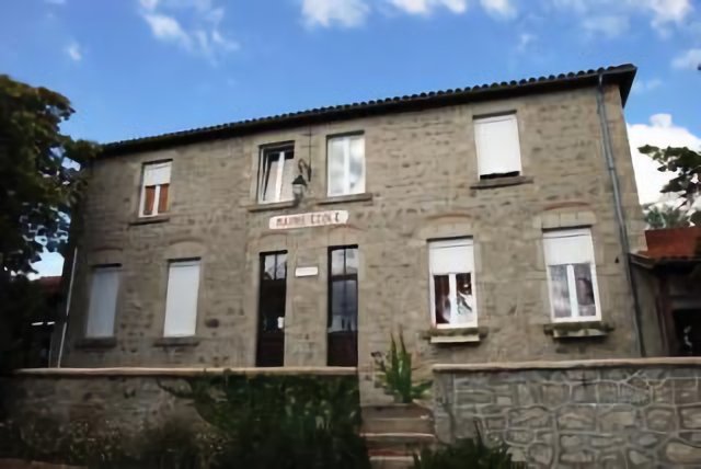 mairie de Jas ,Loire 42