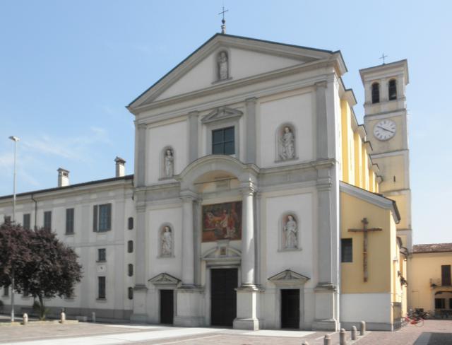 La chiesa parrocchiale di Brembio, dedicata alla Natività della Beata Vergine Maria
