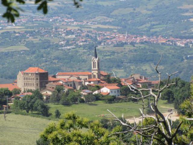 Farnay, depuis la route du Ban
