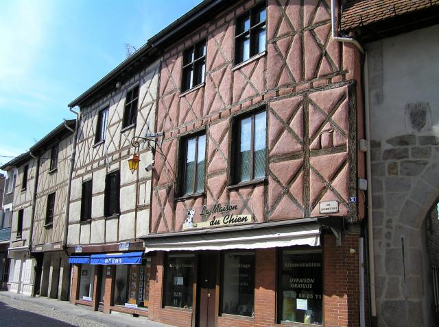 Vieilles maisons à Saint-Rambert (Loire)