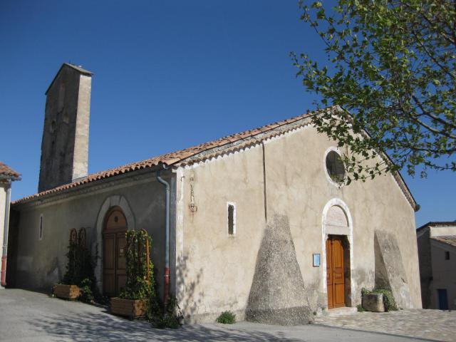 Eglise du village de Sigoyer (Alpes de Haute-Provence)