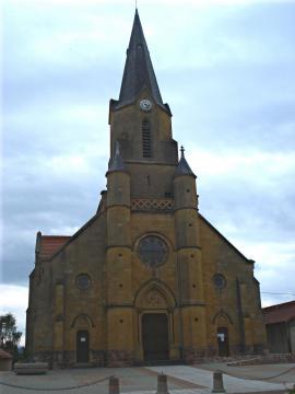 Mably (Loire), l'église.