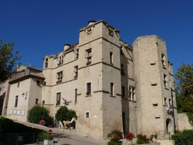 Château de Château-Arnoux