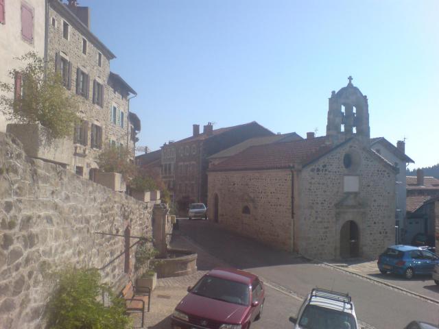 Ce fichier a été téléversé avec Commonist. Chapelle située en contrebas de la vieille ville