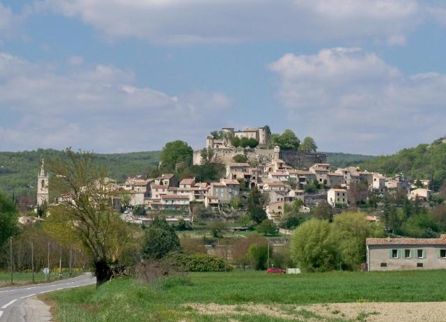 vue sur le village de Mane (04)