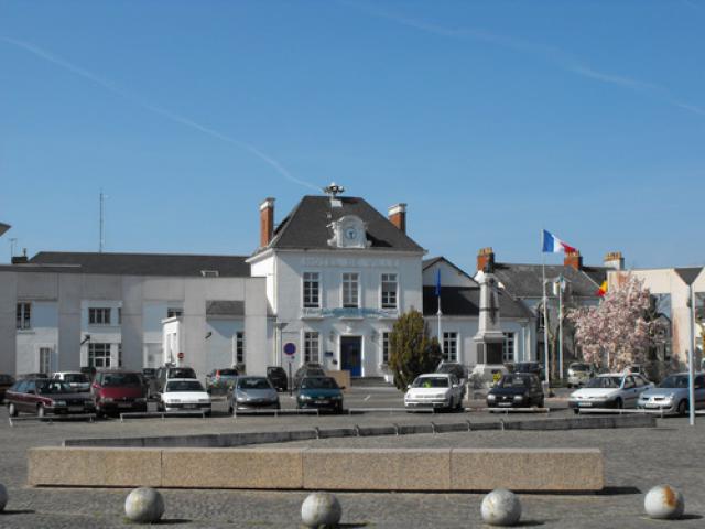 Couéron : Hotel de Ville