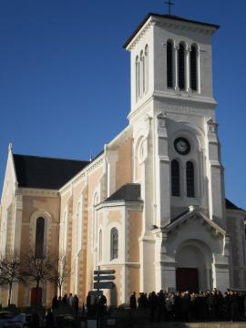 Église Sainte-Lucie - Sainte-Luce-sur-Loire (Loire-Atlantique, France). Achevée en 1876, elle est l’œuvre de l'architecte nantais Liberge.…