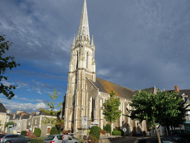 The church of Saint-Pierre de Plessé