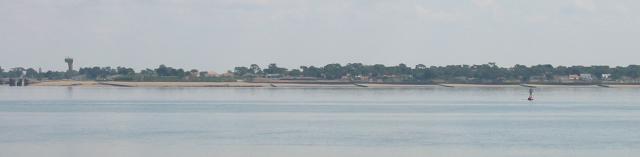Littoral de Saint-Brevin-les-Pins (France), vu depuis Saint-Nazaire.