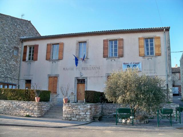 Mairie de Reillanne (04), France