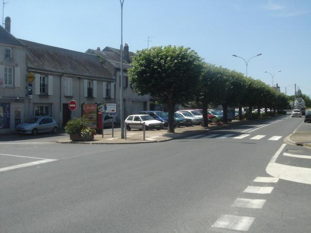 Boulevard Jeanne d'Arc, Jargeau, Loiret, France