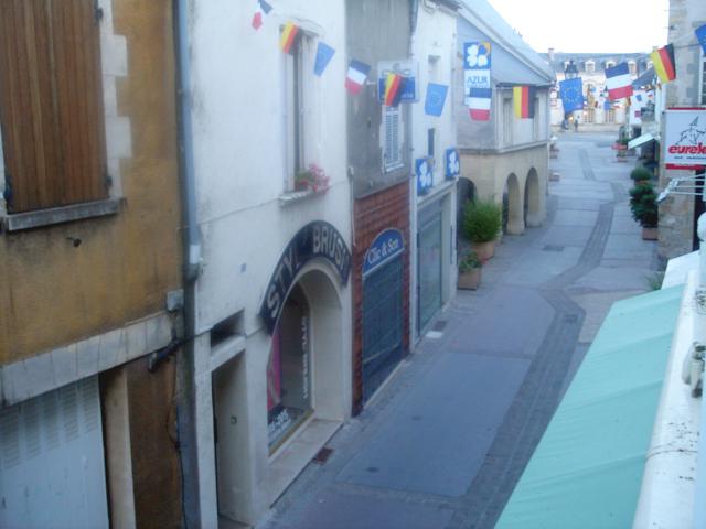 Grande-rue piétonne, Jargeau, Loiret, France