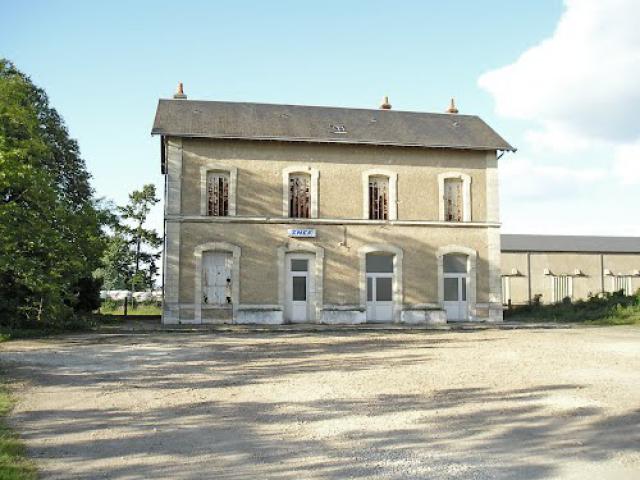 la Gare de Saint-Denis-de-l'Hôtel