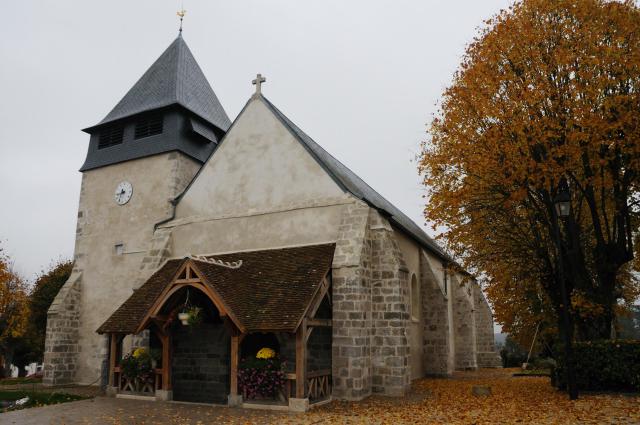 Église Saint-Saturnin, Marigny-les-Usages, Loiret, France