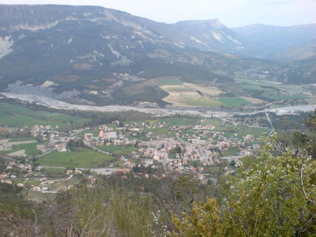Ce fichier a été téléversé avec Commonist. Village vu du Chalvet