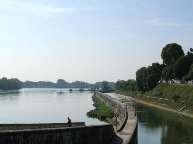 Le canal d'Orléans à Saint-Loup, Saint-Jean-de-Braye, Loiret, France