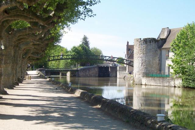 France - Loiret - Montargis - Passerelle Victor Hugo, built by Gustave Eiffel in 1891 over the canal de Briare