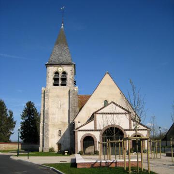 Eglise Saint-Étienne de Chuelles, dans le Loiret (France)