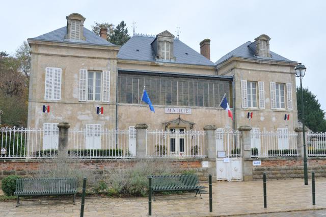 Mairie, Donnery, Loiret, France