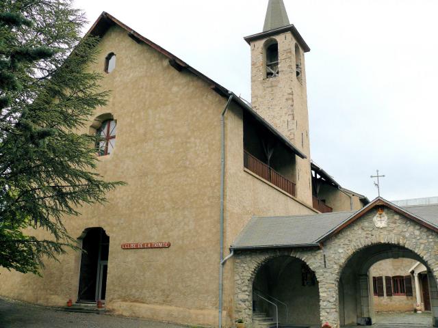 Couvent des Trinitaires de Faucon-de-Barcelonnette - Eglise de la Trinité