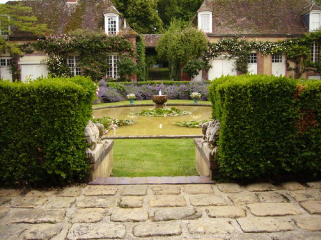 Grand Courtoiseau, cour d'honneur