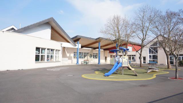 L'école maternelle Saint-Exupéry de la ville de Ormes, dans le département français du Loiret.