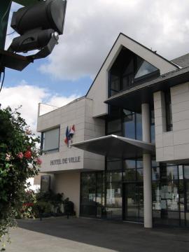 Hôtel de Ville, Ormes, Loiret, France