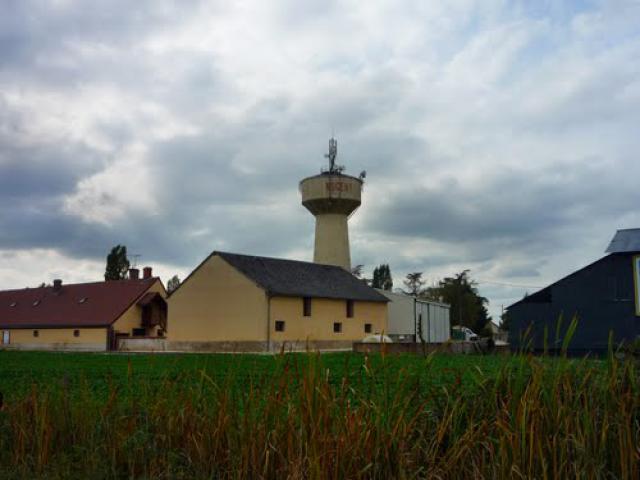 Landmark water tower - RN7 Nogent