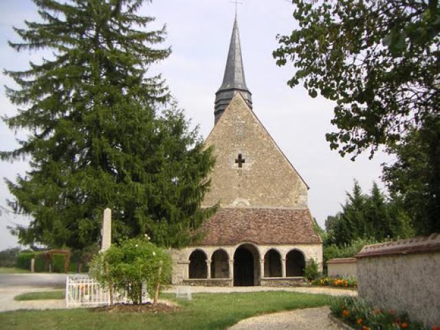 Auprès de mon Arbre ....l'église de Rosoy et son caquetoir -- avant le parking