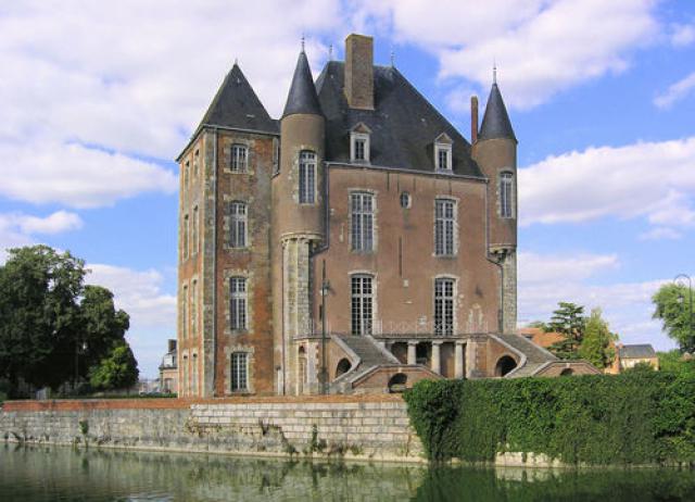 Bellegarde, le Château