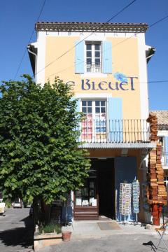 Banon, département des Alpes-de-Haute-Provence (France). Librairie "Le Bleuet"