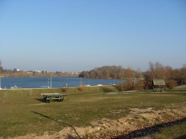 Vue d'ensemble de la base de loisirs de l'Ile Charlemagne