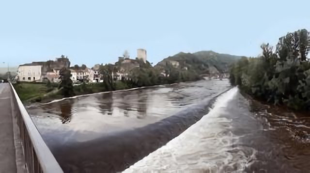 La rivière.