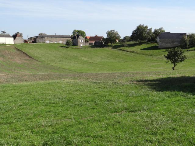 Exemple de doline sur le causse de Martel, à Mayrac (Lot, France)