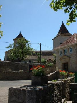Place de la mairie d'Issendolus