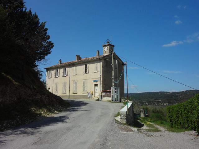 Ce fichier a été téléversé avec Commonist. Mairie avec campanile