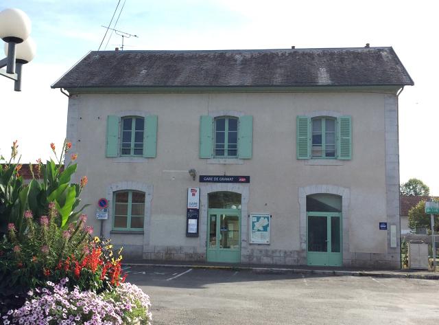 La gare SNCF de Gramat (Lot), entrée