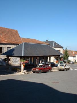 Halle de LIVERNON