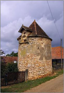 SAINT-CHELS [46] - Pigeonnier à Mas del Rau (août 2010)