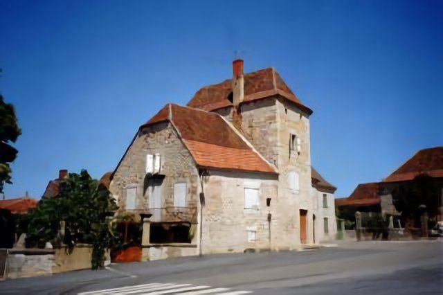 Place de L'église, Payrac, 46350 France