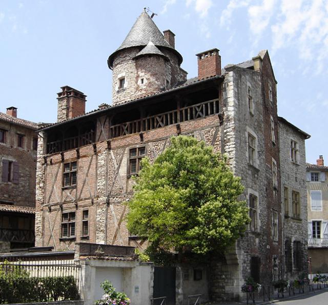 L'Hôtel de Roaldès du XVe siècle, encore appelé « Maison Henri IV », à Cahors, France.