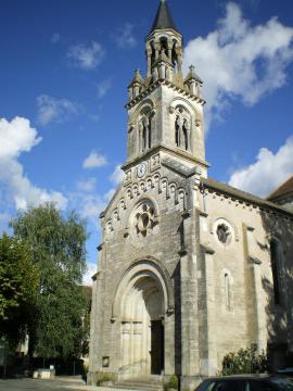 Église de Saint-Martin-Labouval, Lot, France
