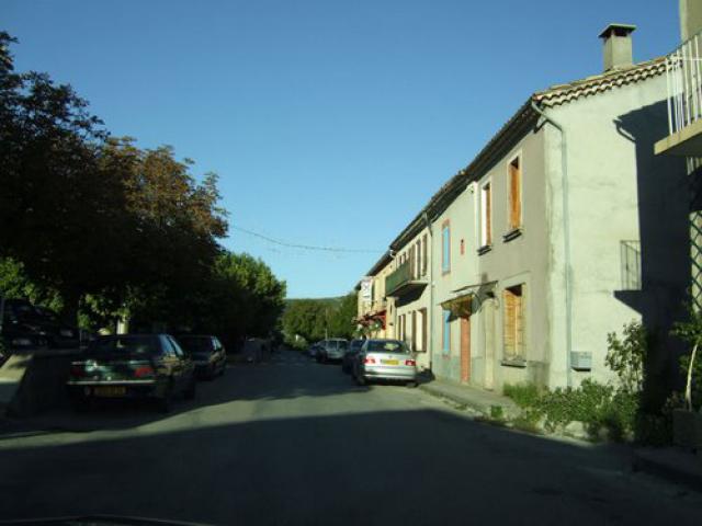 Bârret-sur-Méouge, ein nicht ganz so kleines Dorf an der D942