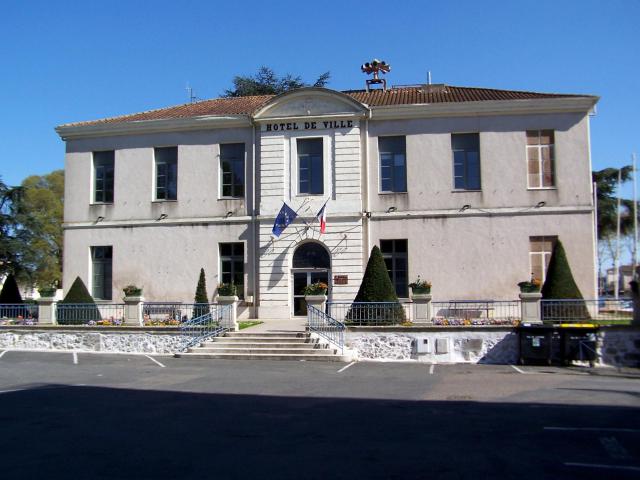 Mairie de Tonneins (Lot-et-Garonne, France)